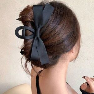 New! Anthropologie Black Bow Hair Claw Clip NWOT